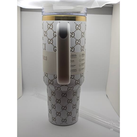 Gucci x Stanley 40oz Quencher H2.0 Tumbler White/Gold with Straw–Limited Edition - Picture 3 of 7